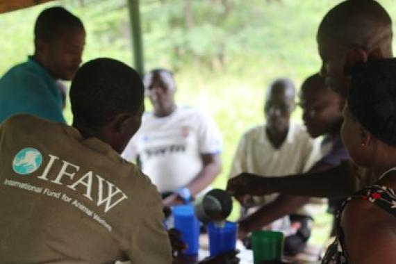 Community meeting at Chikolongo. Credit: Imani